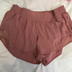 Lululemon copper coil Hotty hot shorts